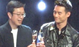 靳东最新视频爆料大全,揭秘演艺圈幕后故事